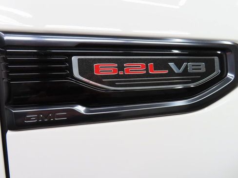 Used 2024 GMC Sierra 1500 AT4 w/ Technology Package image 58