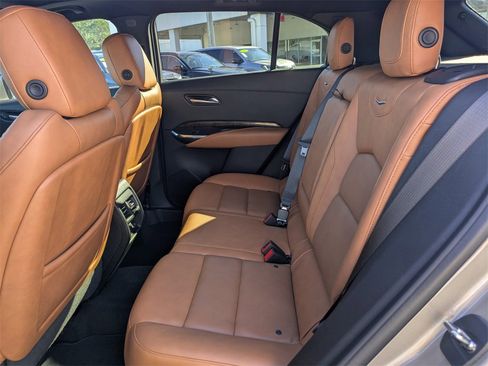 Used 2023 Cadillac XT4 Premium Luxury image 12