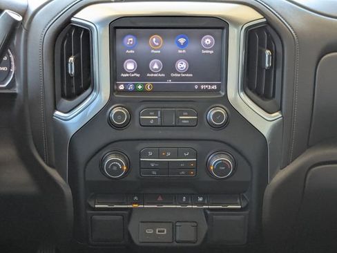 Used 2020 Chevrolet Silverado 1500 LT image 20