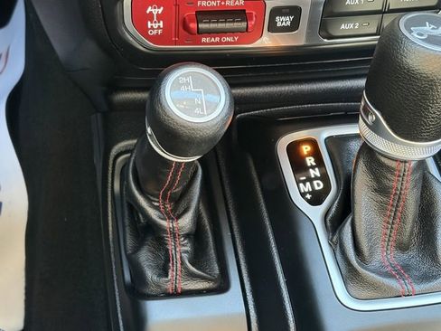 Used 2018 Jeep Wrangler Rubicon image 24