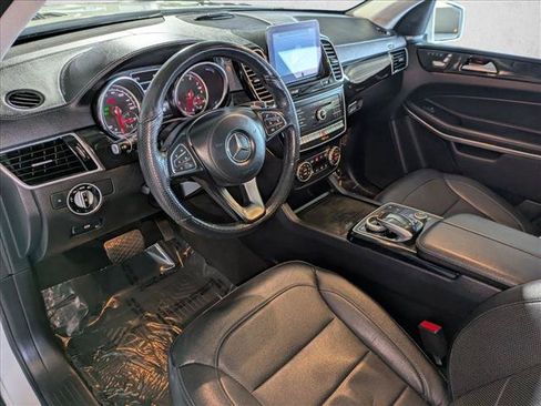 Used 2017 Mercedes-Benz GLS 550 4MATIC image 10
