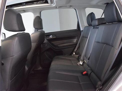 Used 2018 Subaru Forester 2.5i Touring w/ Popular Package #2 image 32