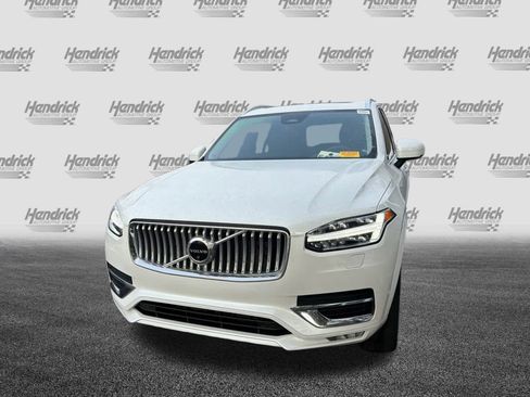 Certified 2023 Volvo XC90 B5 Plus w/ Protection Package Premier image 6