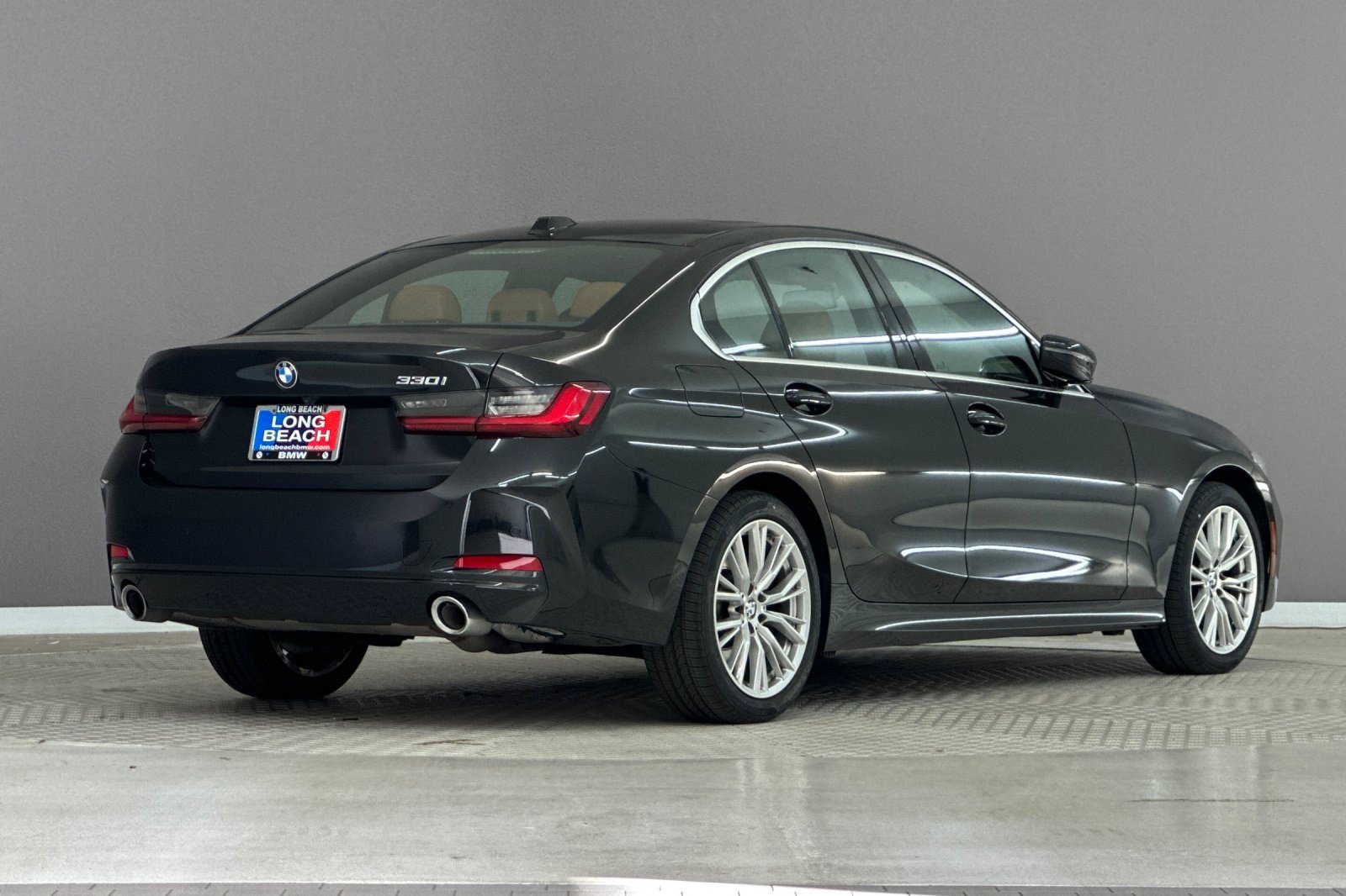 Used 2024 BMW 330i Sedan w/ Convenience Package RWD image 8