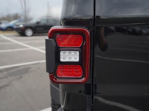 Used 2026 Jeep Gladiator Rubicon AWD/4WD image 40