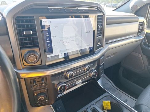 Used 2021 Ford F150 Lariat w/ Equipment Group 502A High AWD/4WD image 13