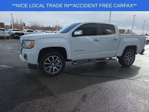 Used 2021 GMC Canyon Denali image 8