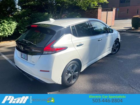 Used 2019 Nissan Leaf SL w/ SL Technology Package FWD image 9