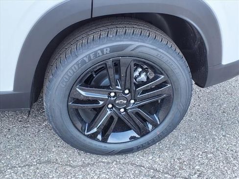 New 2025 Chevrolet Trax ACTIV w/ Driver Confidence Package image 25