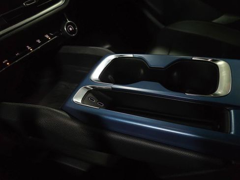 Used 2024 Chevrolet Equinox EV LT image 26