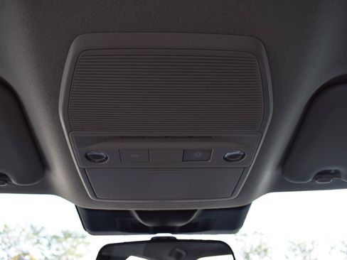 New 2026 Nissan Sentra SR FWD image 36