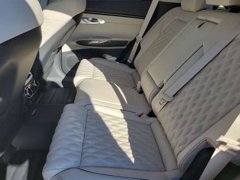 Used 2023 Genesis GV70 3.5T Sport w/ Sport Prestige Package image 19