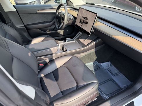 Used 2023 Tesla Model 3 Standard Range RWD image 22