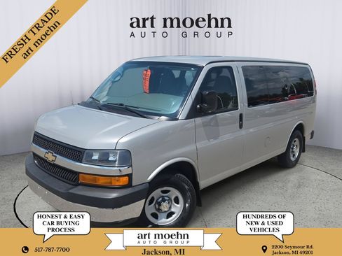 Used 2008 Chevrolet Express 1500 Passenger w/ LT Preferred Equipment Group RWD image 1
