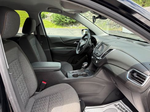 Used 2024 Chevrolet Equinox LT AWD/4WD image 21