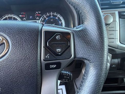 Used 2018 Toyota 4Runner SR5 Premium image 15