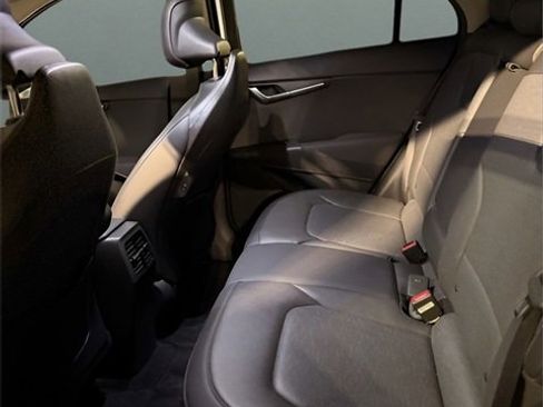 Used 2025 Kia Niro Wave image 16