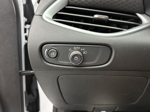 Used 2024 Chevrolet Malibu LT image 23