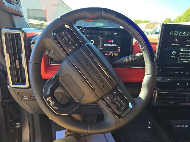 Used 2026 GMC Hummer EV 4x4 Crew Cab w/ Carbon Fiber Edition Package image 13