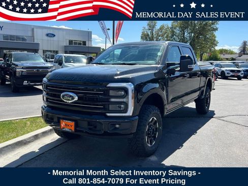Used 2026 Ford F350 Platinum w/ Tremor Off-Road Package AWD/4WD image 2