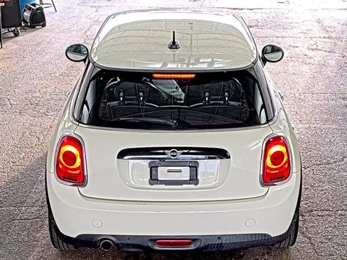 Used 2019 MINI Cooper 2-Door Hardtop FWD image 4