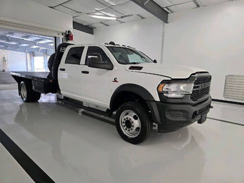 Used 2024 RAM 5500 Tradesman w/ Max Tow Package AWD/4WD image 3