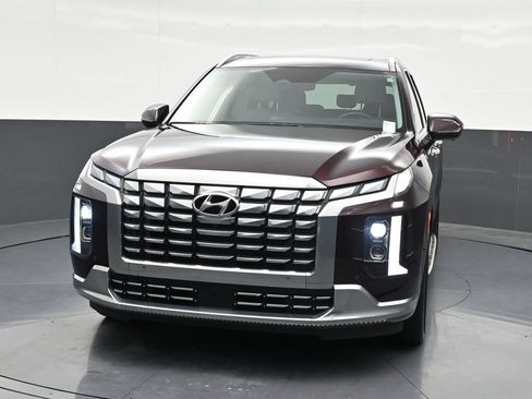 Used 2024 Hyundai Palisade Calligraphy image 9