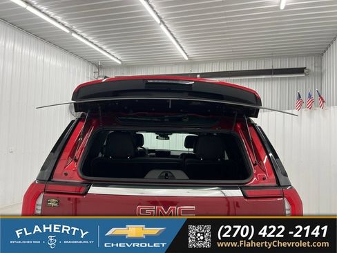 Used 2025 GMC Yukon Elevation w/ LPO, Floor Liner Package AWD/4WD image 23