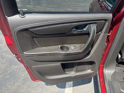 Used 2017 Chevrolet Traverse LT AWD/4WD image 24