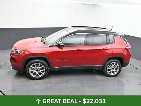 Used 2025 Jeep Compass Limited AWD/4WD image 41