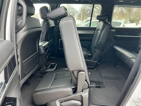 New 2026 Jeep Grand Wagoneer 4WD image 6