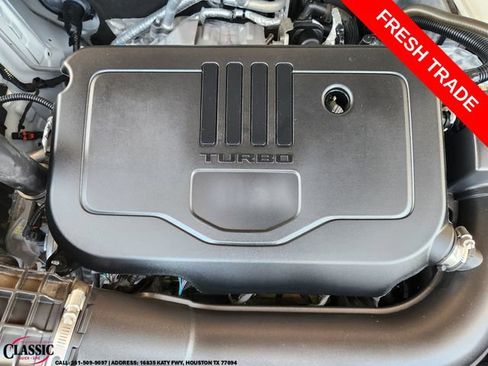 Used 2023 GMC Acadia SLE w/ Driver Convenience Package AWD/4WD image 32
