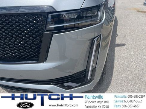 Used 2024 Cadillac Escalade Sport Platinum w/ LPO, ONYX Package AWD/4WD image 22