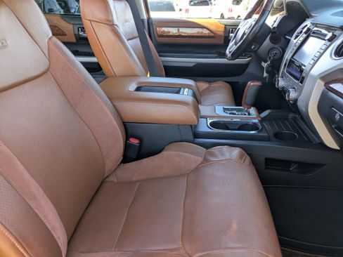 Used 2019 Toyota Tundra 1794 Edition image 11