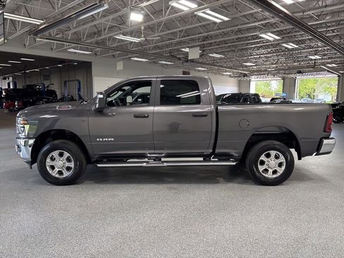Used 2025 RAM 2500 Big Horn AWD/4WD image 4