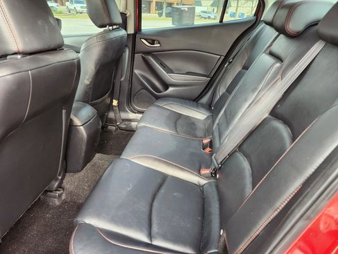 Used 2016 MAZDA MAZDA3 i Grand Touring image 11