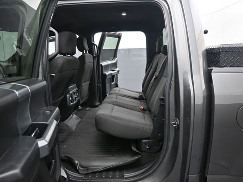 Used 2018 Ford F150 XLT w/ Equipment Group 301A Mid image 30