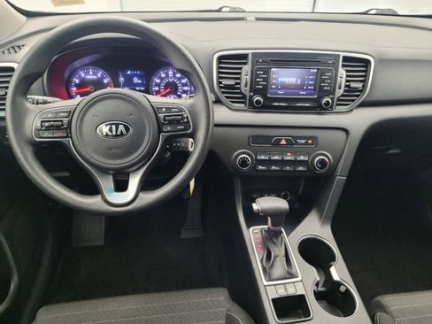 Used 2018 Kia Sportage LX FWD image 22