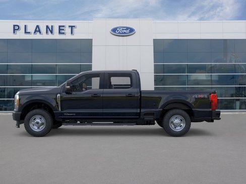 New 2026 Ford F250 XL w/ XL Off-Road Package AWD/4WD image 3