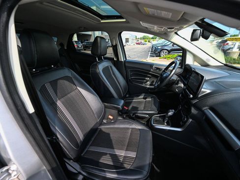 Used 2020 Ford EcoSport SES w/ SES Black Appearance Package AWD/4WD image 25