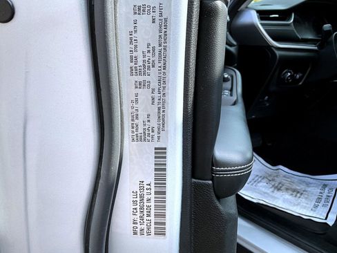 Used 2022 Jeep Grand Cherokee L Limited image 27