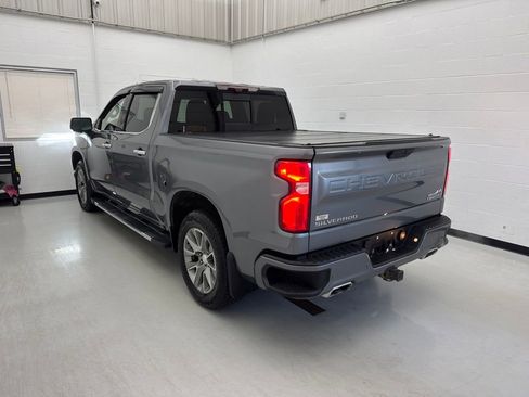 Used 2021 Chevrolet Silverado 1500 High Country w/ Technology Package AWD/4WD image 4