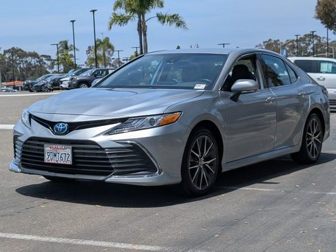 Used 2023 Toyota Camry XLE w/ Protection Package (Q2) (TMS) FWD image 11