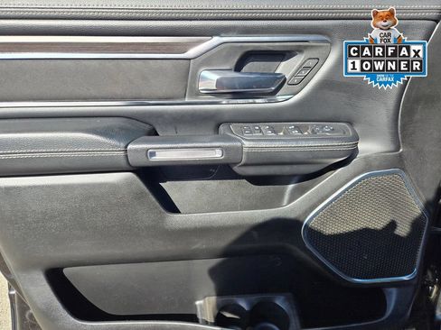 Used 2025 RAM 1500 Laramie AWD/4WD image 17