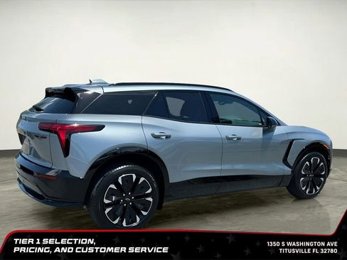 Used 2025 Chevrolet Blazer EV RS AWD/4WD image 7
