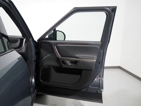 Used 2024 Rivian R1S AWD Adventure image 68
