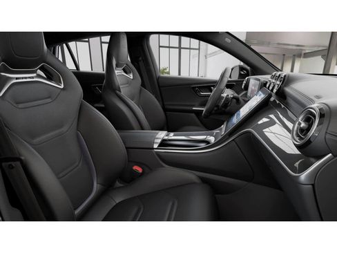 New 2025 Mercedes-Benz GLC 63 AMG S image 4