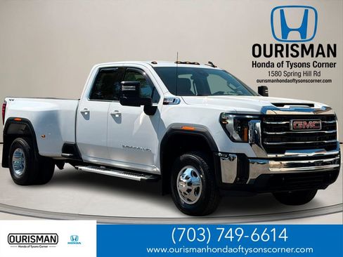 Used 2024 GMC Sierra 3500 SLE w/ SLE Value Package image 1