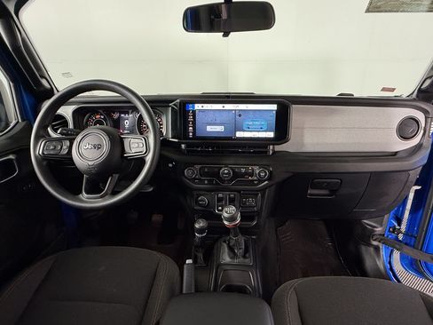 Used 2026 Jeep Wrangler Sport AWD/4WD image 13