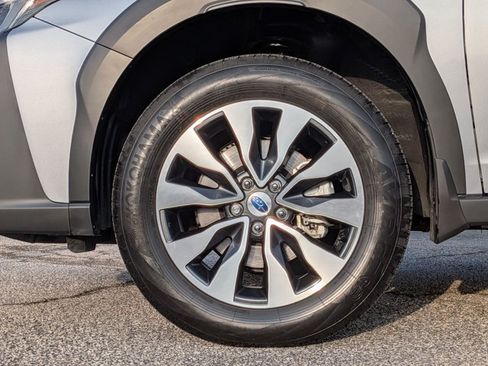 Used 2025 Subaru Outback Limited w/ Popular Package #2 AWD/4WD image 24